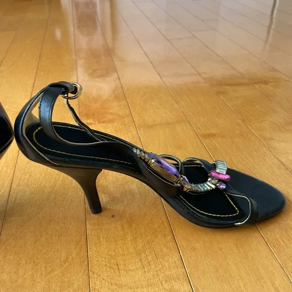 Nine West Rhinestone heels. - Picture 4 of 5